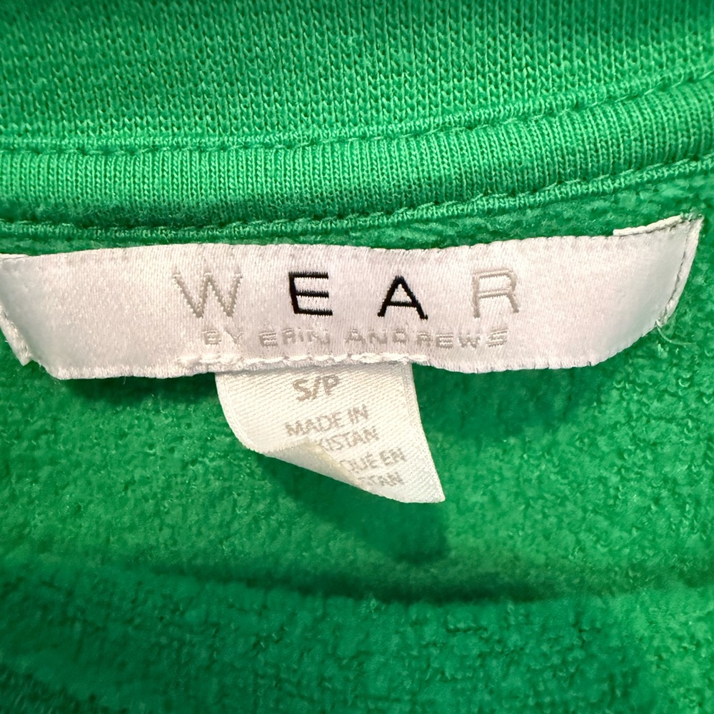 WEAR BY ERIN ANDREWS DALLAS STARS WOMENS GREEN COLORBLOCK CREW SWEATSHIRT - Picture 4 of 6